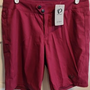 Women's Pearl Izumi Canyon bike short, red, size 6/8